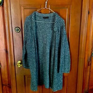 Women’s grey long cardigan size xl in good condition